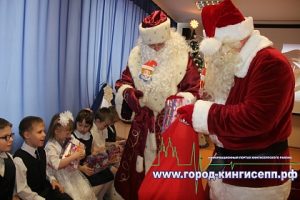 uritus-santa i moroz v gostjah u skazki-12-2016 (8)